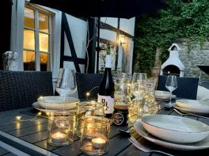 LA PETITE MAISON Fachwerkhaus am Rande des Sauerlandes in Warburg - Wrexen