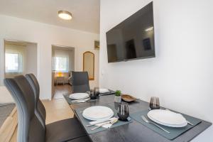 Apartments Tatjana II