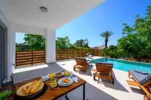 Aelia Luxury Villa - Nánoi