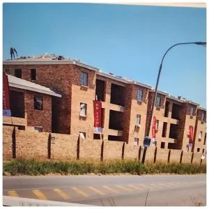 Two Bedroom townhouse THE PINES ALBERTSDAL - Alberton