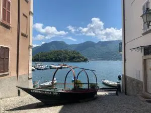 Casa Castellana Apt 1 e Casa Castellana Apt 2 - Sala Comacina