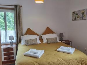 B&B / Chambres d'hotes Soupiets : Chambre Double ou Lits Jumeaux