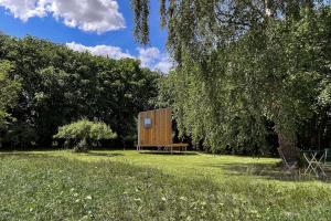 Sleep Space 02 - Green Tiny Spot Geltinger Bucht