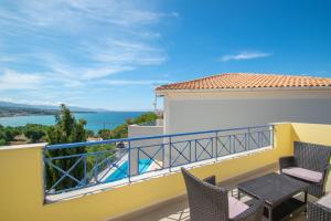 Villa Olive by Seaside