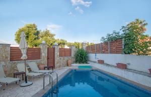 Villa Olive by Seaside