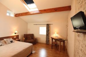 Hotels Domaine Les Mejeonnes : Chambre Triple Confort