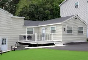 LakeAccess 4 Bed 3 Full Bath HOT TUB - Acton