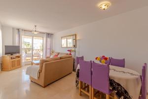 Precioso apartamento de 3 habitaciones y vistas al mar
