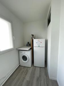 Appartements Charmant pied-a-terre entre Paris et Disneyland - RER A et E : Appartement 2 Chambres