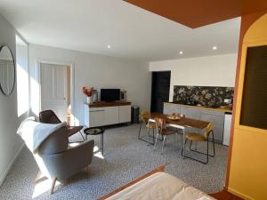 Appart'hotels LE CARNOT - Valence : photos des chambres