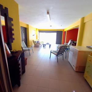 Ταξιδιώτες Travellers