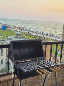 Hotel appartment alexandria sea view free wifi 3 bedrooms 2 toilets 5th floor Bellevue village agami availableyear days & 5 heavy blanket available