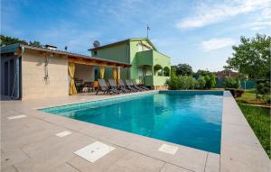 Beautiful Home In Fazana