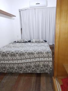 Apt montado 1 quadra da praia - 1 block from Copacabana Beach