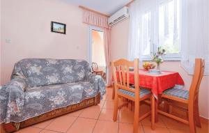 Awesome Apartment In Vodice With 1 Bedrooms And Wifi