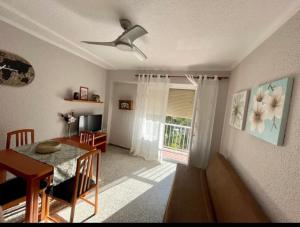 Apartamentos Ismael. Isabel