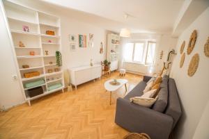 212 - Boho home in PRAGUE next to city center 5 minutes to Wenceslas Square