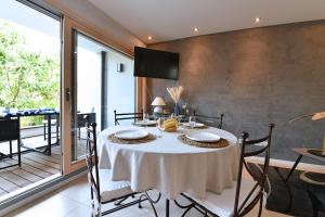Maisons de vacances Gite Contemporain L'hirondelle : photos des chambres