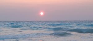 شاليه للعائلات غرفة وريسيبشن بمنتجع ريتال فيو الساحل الشمالى