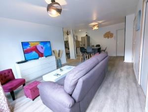 Appartements Beau-Jean, Un Cocon Sympa 5 min a Pied du Centre-Ville, Parking Prive, a 10 min du CHU : photos des chambres