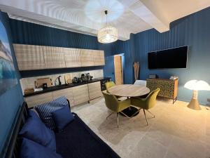 Appartements LE GRAND PECHEUR DE CASSIS : photos des chambres