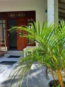 SONYA GARDEN View - Kumbalgama