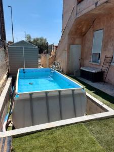 HAUT DE VILLA piscine 8 couchages