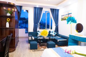 Phòng Có Giường Cỡ Queen Và Bồn Tắm Spa (Queen Room with Spa Bath)