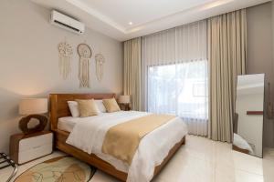 Biệt Thự 3 Phòng Ngủ (Three-Bedroom Villa)