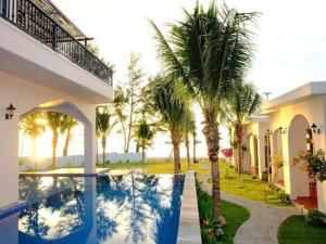 Villa C62 - Private Swimming Pool 100M2 - In Stunning Sea Front Location