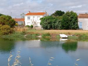 Maisons de vacances Vacances a la mer - Brem sur Mer : photos des chambres