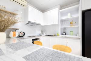 Capital CauGiay Hotel