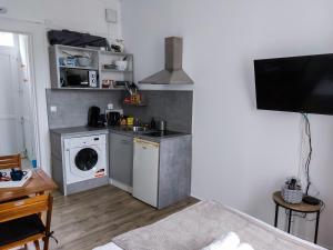 Appartements LE NAMASTE - Tout Inclus ! Petit Dejeuner, Canal Plus, Netflix, Literie, Serviettes : photos des chambres