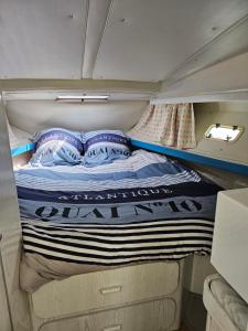 Bateaux-hotels Gite insolite Bateau : photos des chambres