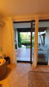 Oasis Resort Apartment, Луксозен Апартамент в комплекс ОАЗИС