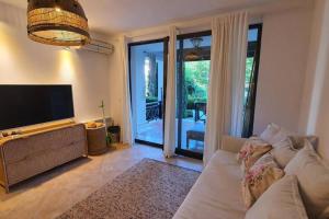 Oasis Resort Apartment, Луксозен Апартамент в комплекс ОАЗИС