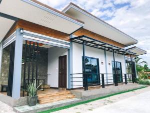 พูลสวัสดิ์ รีสอร์ท อ่าวมะนาว