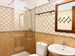 Double Room room in Easy Nerja Guesthouse