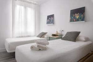 1893 apartment 180 m. from the Old Town, AC