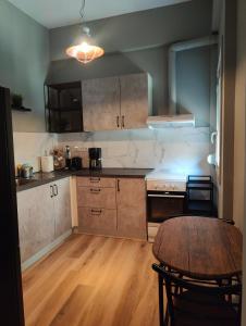 Deluxe Center Apartment - Preveza