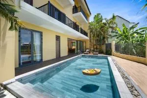 Palm Garden & Pool Villas - Ly Son