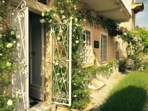 卡萨梅利酒店 - 加维