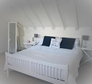 Glasfor by the beach at Trearddur Bay