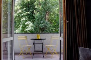 CHANTTAL Luxury - UNIVERSITY