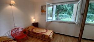 Appartements Gite pres de Sarlat avec jardin et salon de massages : photos des chambres