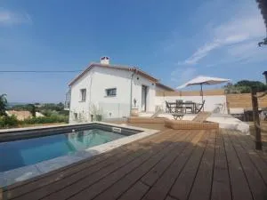 VILLA VUE MER sur la presqu'ile de GIENS - La Madrague