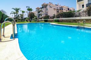 LCR1- Lovely ground floor apartment, Puerto Banus