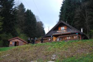 Chalets La Mazzonette - 4* chalet in de natuur met hottub : photos des chambres