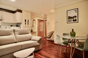 1F.Céntrico y tranquilo en la ciudad de las Burgas