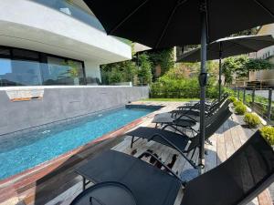 Aparthotel Villa V with breakfast and free parking